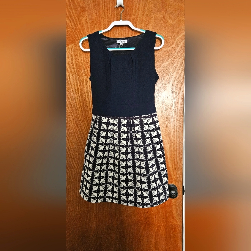 Navy blue dress with modern bird pattern